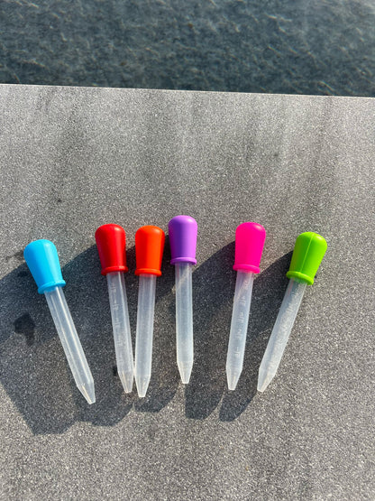 Pipette mit Farben